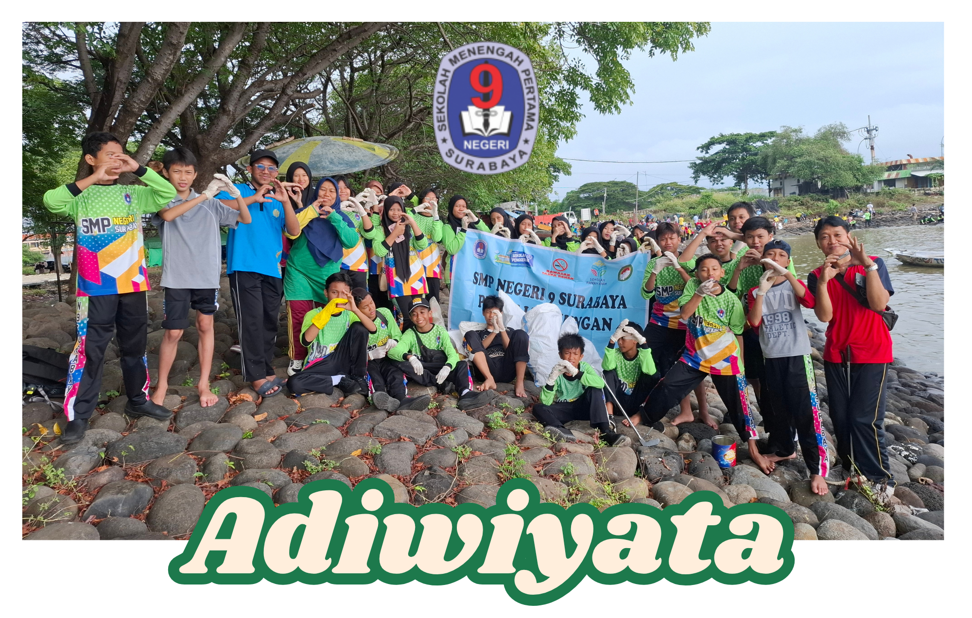 Mini Action: Bersih-Bersih Pantai SMP Negeri 9 Surabaya