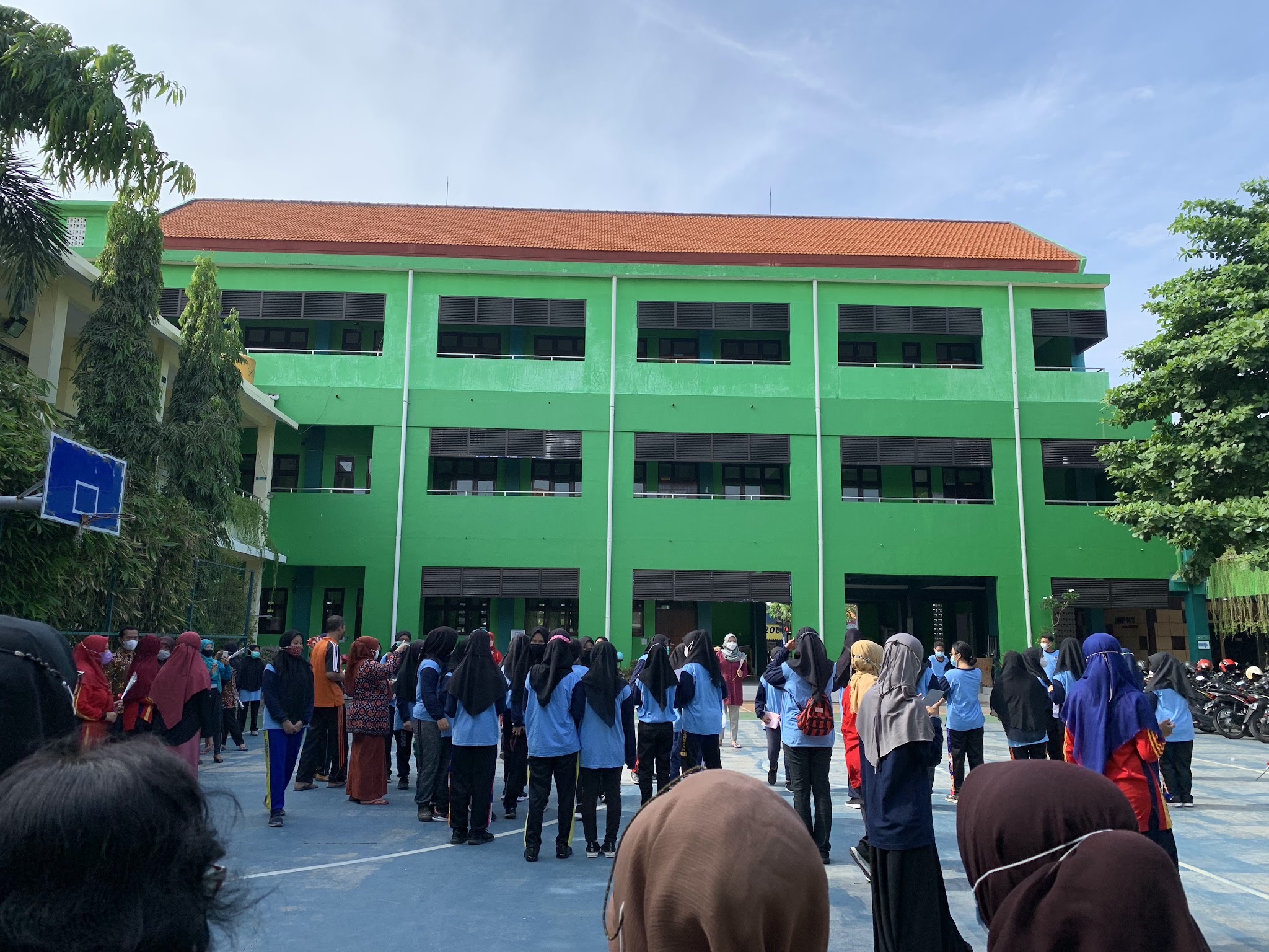 SMP Negeri 9 Surabaya: Sekolah Unggul Berakreditasi A di Kota Surabaya